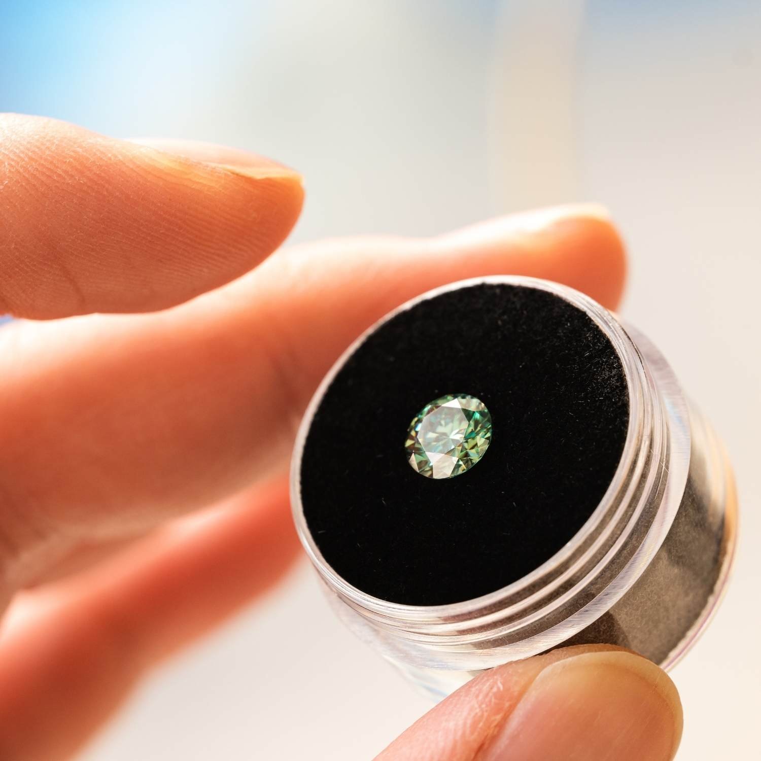 How To Test A Diamond – 9 Simple Ways!